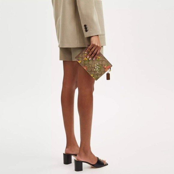 Coach Slim Crossbody In Signature Canvas w/ Floral Print Gold Tone Hardware - Picture 15 of 16